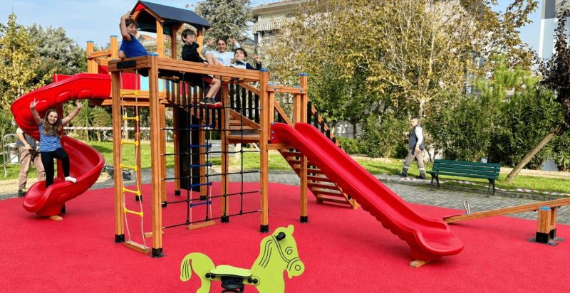 Explorer Playgrounds – commercial outdoor playground